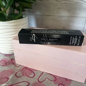 FENTY BEAUTY PRO FILT’R 
Color 350